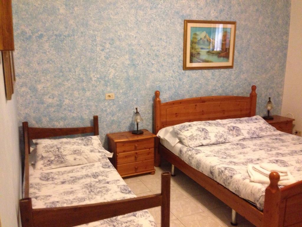 B & B Leonard Acqui Roma Rom bilde