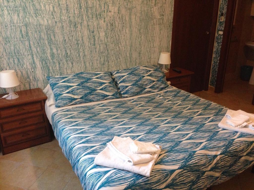 B & B Leonard Acqui Roma Rom bilde